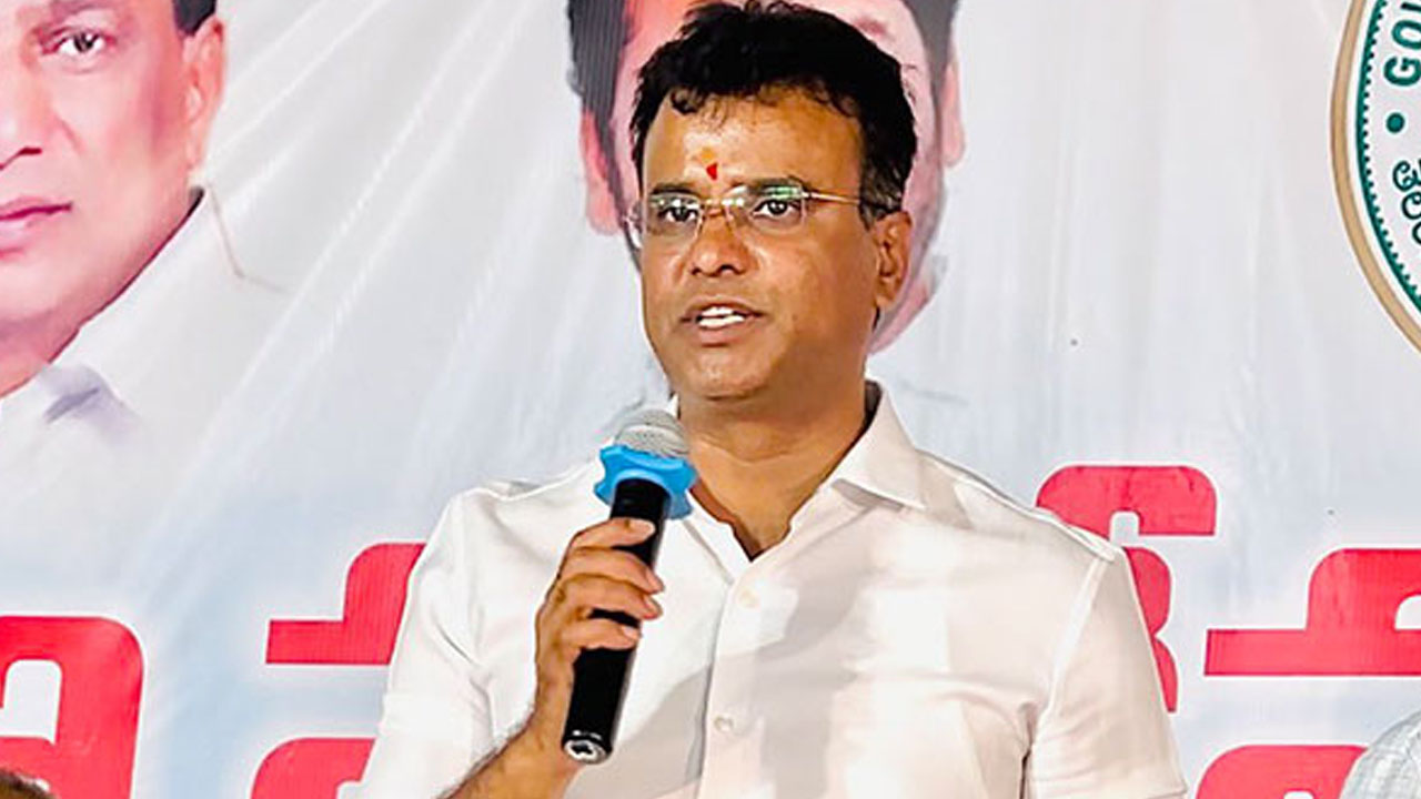 KP Vivekanand: మహిళా మంత్రితో కేటీఆర్ పై వ్యక్తిగత ఆరోపణలు చేయించారు..