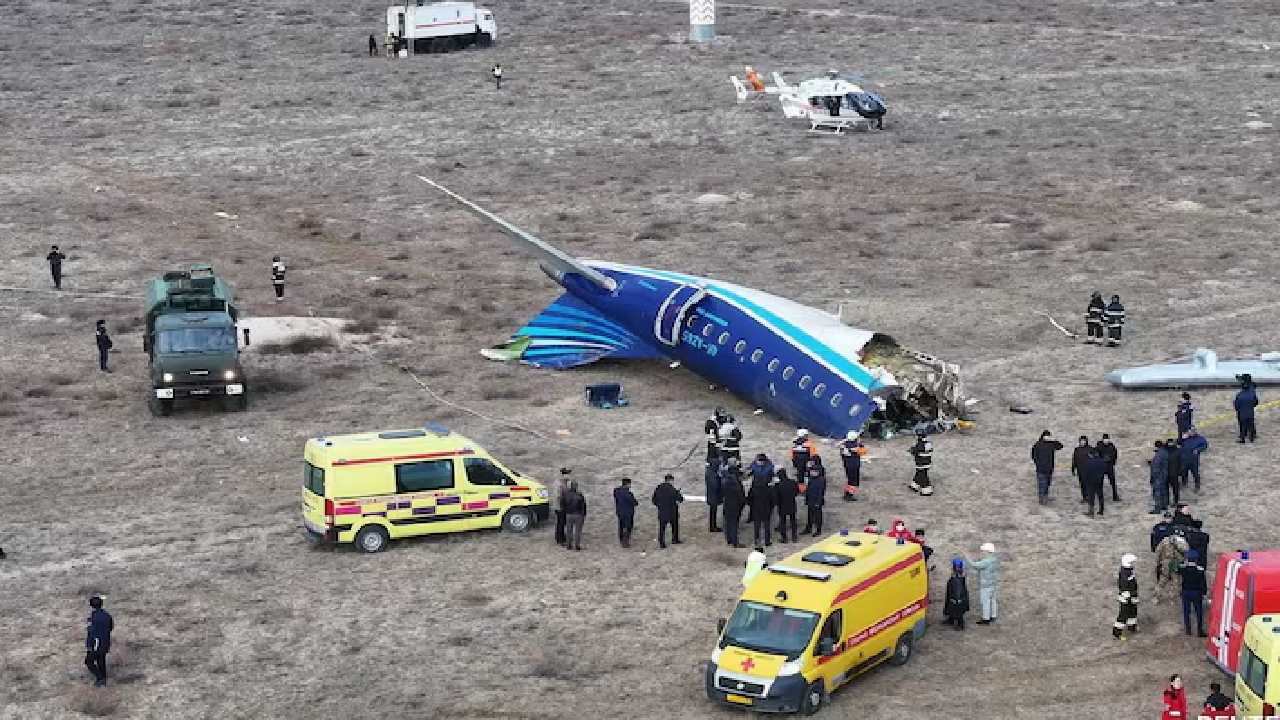 Kazakhstan Plane Crash: జీపీఎస్ జామింగ్.. కజకిస్తాన్‌లో విమానం కూలేలా చేశారా..?