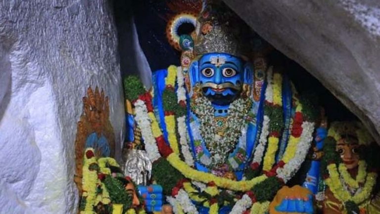 Komuravelle: రేపు మల్లికార్జున స్వామి కళ్యాణం.. పట్టు వస్త్రాలు సమర్పించనున్న మంత్రులు