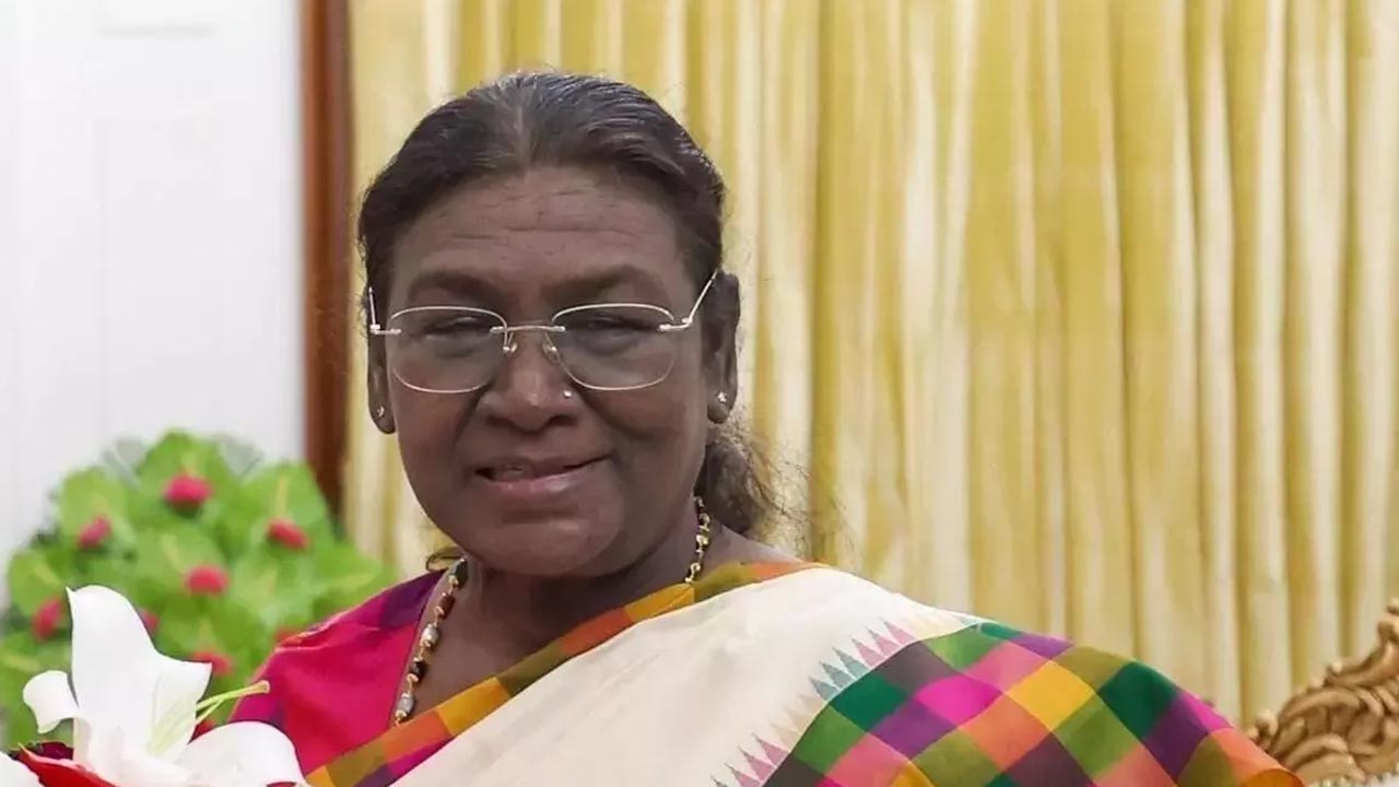 Draupadi Murmu: నేడు ఏపీకి రాష్ట్రపతి ద్రౌపది ముర్ము.. మంగళగిరిలో ట్రాఫిక్ ఆంక్షలు!