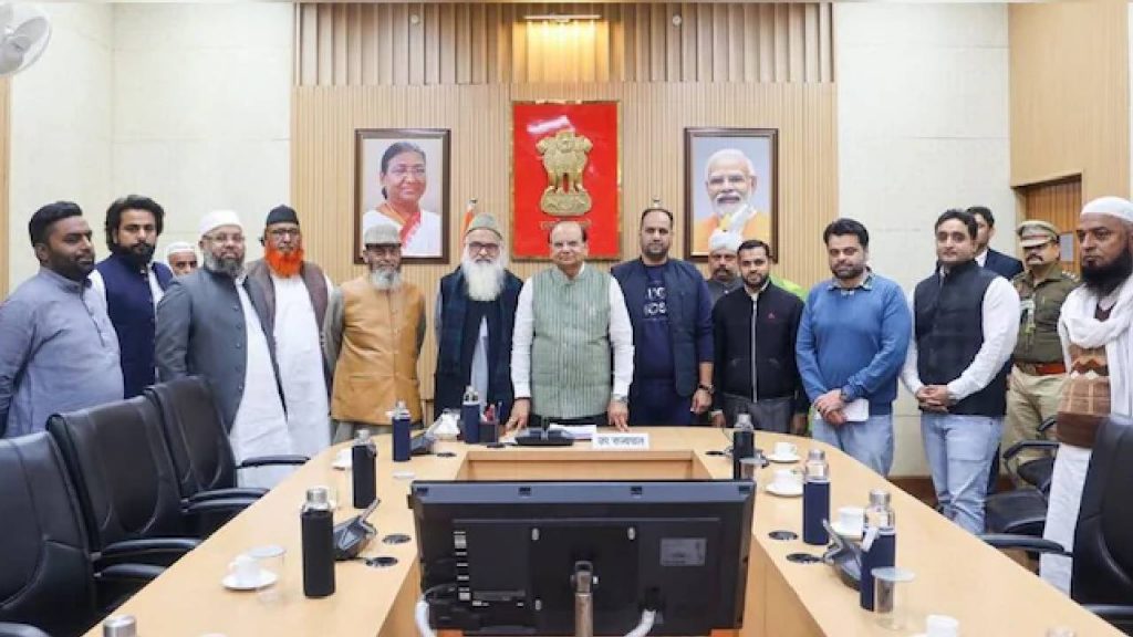 Muslim Clerics Meet Delhi Lt