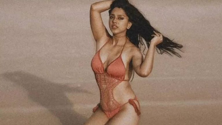 Deviyani Sharma : సేవ్ ద యూత్.. బికినీలో దేవయాని శర్మ బీభత్సం