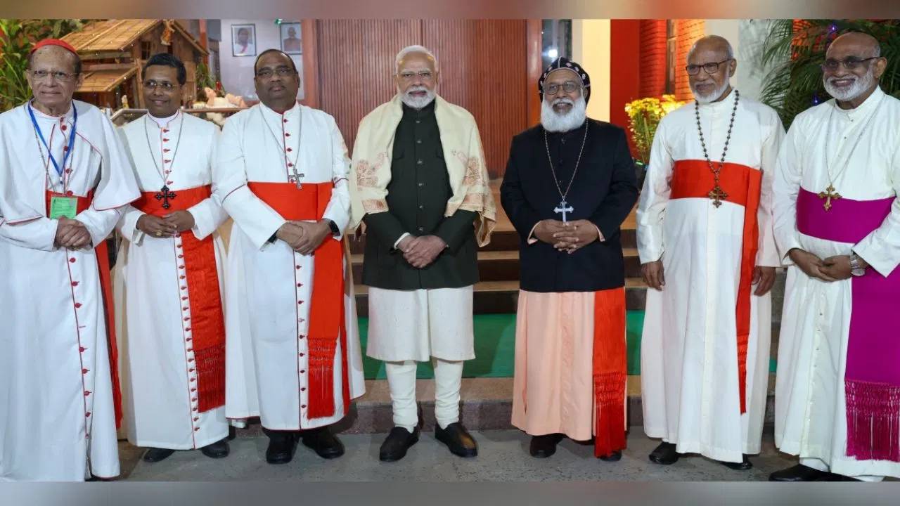 PM Modi : మెర్రీ క్రిస్మస్… దేశం మొత్తానికి శుభాకాంక్షలు తెలిపిన మోడీ