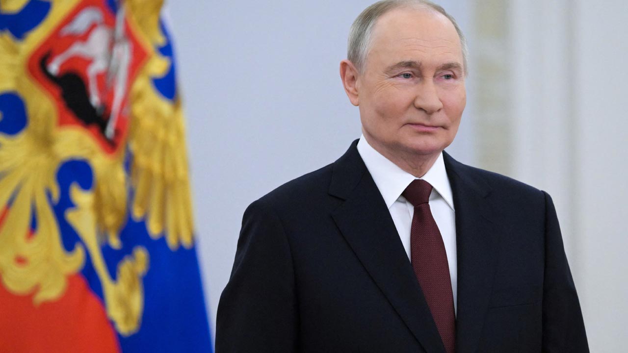 Russia: పలు సంస్థలపై పడిన ఉగ్రవాద ముద్రను చెరిపేందుకు రష్యా కొత్త చట్టం