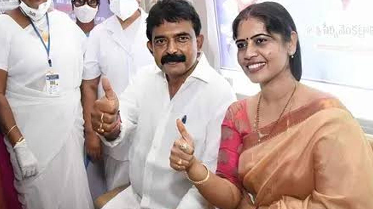 Perni Nani Family in Hiding: అజ్ఞాతంలో పేర్ని నాని కుటుంబ సభ్యులు..!