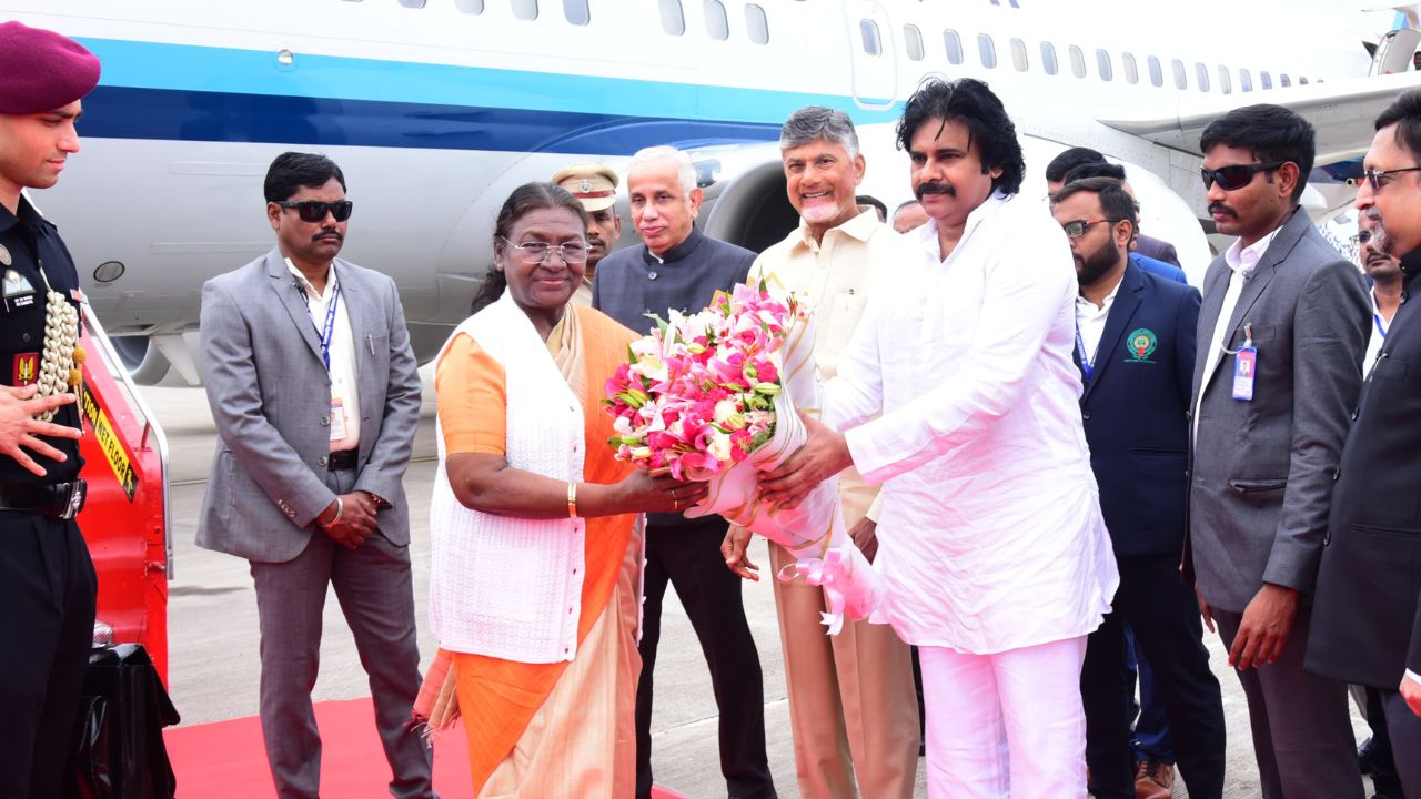 Mangalagiri AIIMS: ప్రతీ రోగికీ సేవలందించాలి.. ప్రతీ డాక్టర్ సేవకే ప్రాధాన్యత ఇవ్వాలి: రాష్ట్రపతి