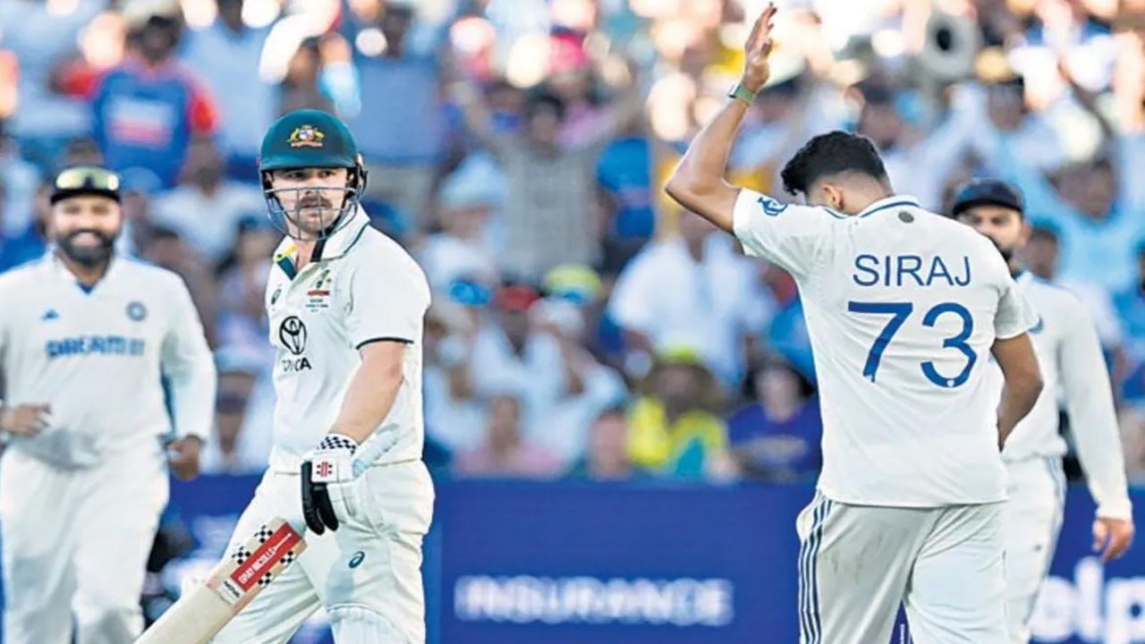 ICC: మహమ్మద్ సిరాజ్⁭కు షాకిచ్చిన ఐసీసీ.. ఎందుకంటే..?