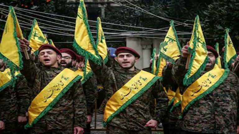 Syria-Lebanon: సిరియాలో ఉద్రిక్తత.. 2 వేల యోధులను పంపిన లెబనాన్