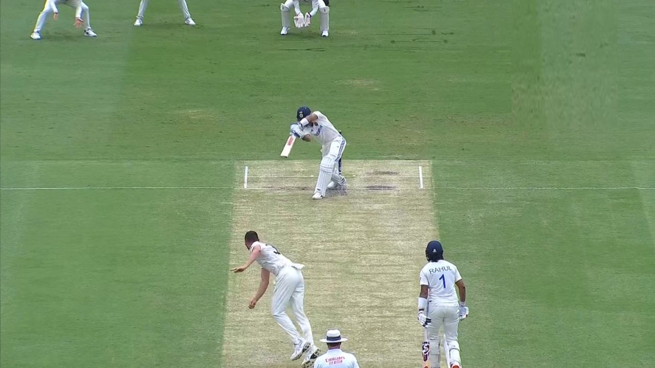 IND vs AUS: ఆస్ట్రేలియా 445 ఆలౌట్.. 22 పరుగులకే 3 వికెట్స్ కోల్పోయిన భారత్!