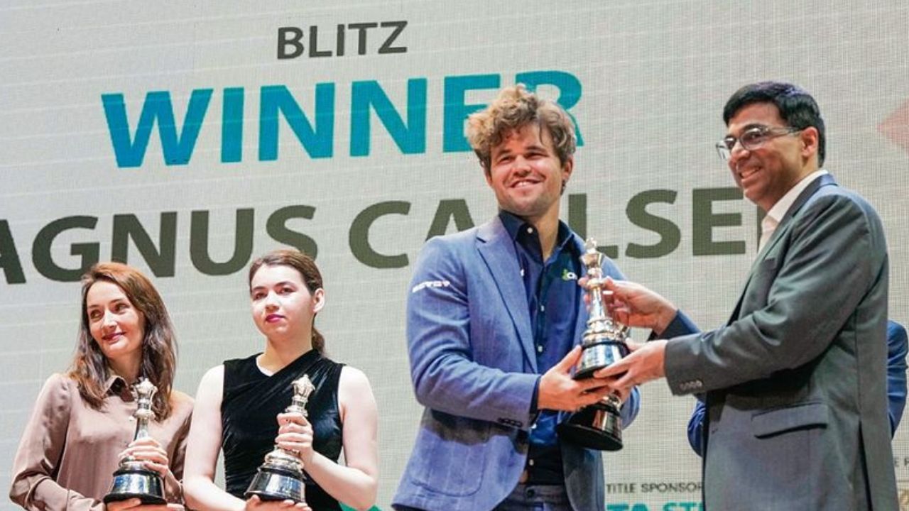 Magnus Carlsen: విశ్వనాథన్‌ ఆనంద్‌ అనర్హుడు.. కార్ల్‌సన్‌ తీవ్ర విమర్శలు!