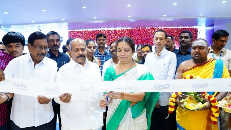 CMR Shopping Mall: ఘనంగా ప్రారంభమైన సి.ఎం.ఆర్‌ 40 షాపింగ్‌మాల్‌