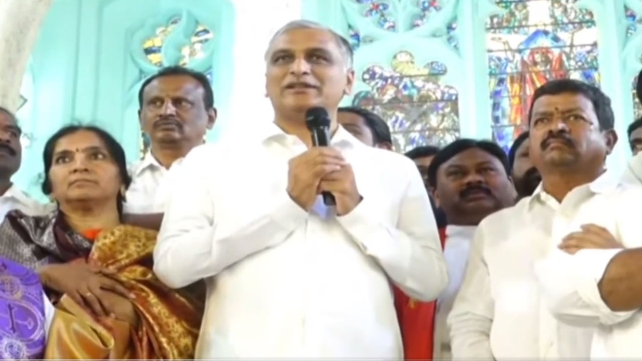 Harish Rao : మంత్రులు రోజూ వస్తున్నారు.. పోతున్నారు.. ఇదేమైనా టూరిస్టు ప్రాంతమా.