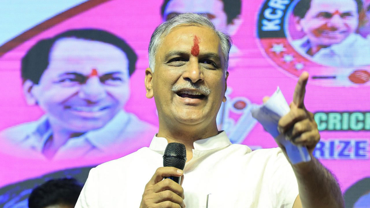 Harish Rao: కౌశిక్ రెడ్డి మీద 28 కేసులు పెట్టింది ఎవరు?