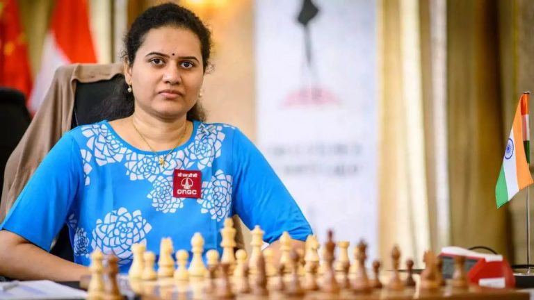 Koneru Hampi: చరిత్ర సృష్టించిన కోనేరు హంపి.. రెండవసారి ప్రపంచ ర్యాపిడ్ చెస్ టైటిల్‌ కైవసం