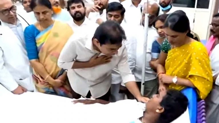 KTR: ఆశా వర్కర్లపై దాడి చేసిన పోలీసులను ఉద్యోగం నుంచి తొలగించాలి.. కేటీఆర్ డిమాండ్