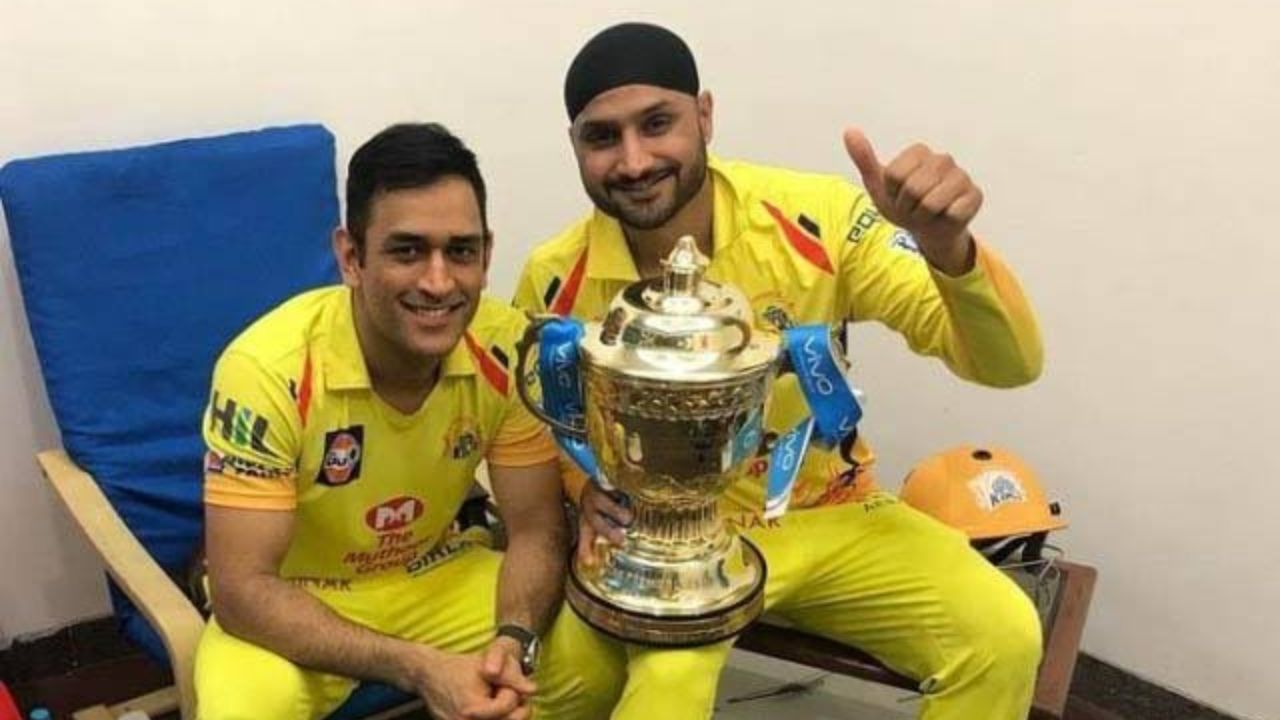 MSD-Harbhajan Singh: మహేంద్రసింగ్‌ ధోనీతో మాట్లాడక పదేళ్లు గడిచిపోయాయి