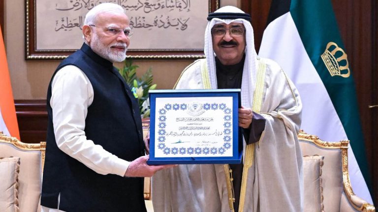 PM Modi: ప్రధాని మోడీకి కువైట్ అత్యున్నత పురస్కారం..