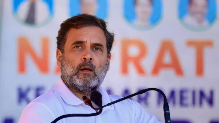 Rahul Gandhi: రాహుల్ గాంధీకి నోటీసులు.. ఆ రోజు కోర్టుకు రావాలని వెల్లడి