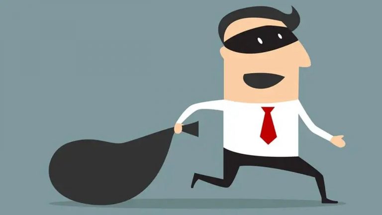 Karimnagar: హోటల్‌లో మాజీ ఎమ్మెల్యే డబ్బులు మాయం.. అసలేం జరిగింది?