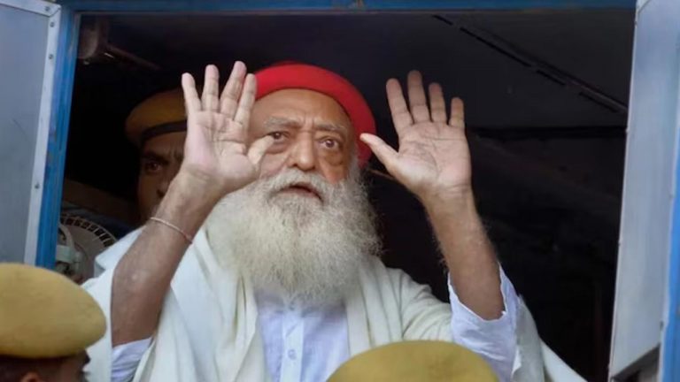 Asaram Bapu: అత్యాచార దోషి ఆశారాం బాపుకి మధ్యంతర బెయిల్