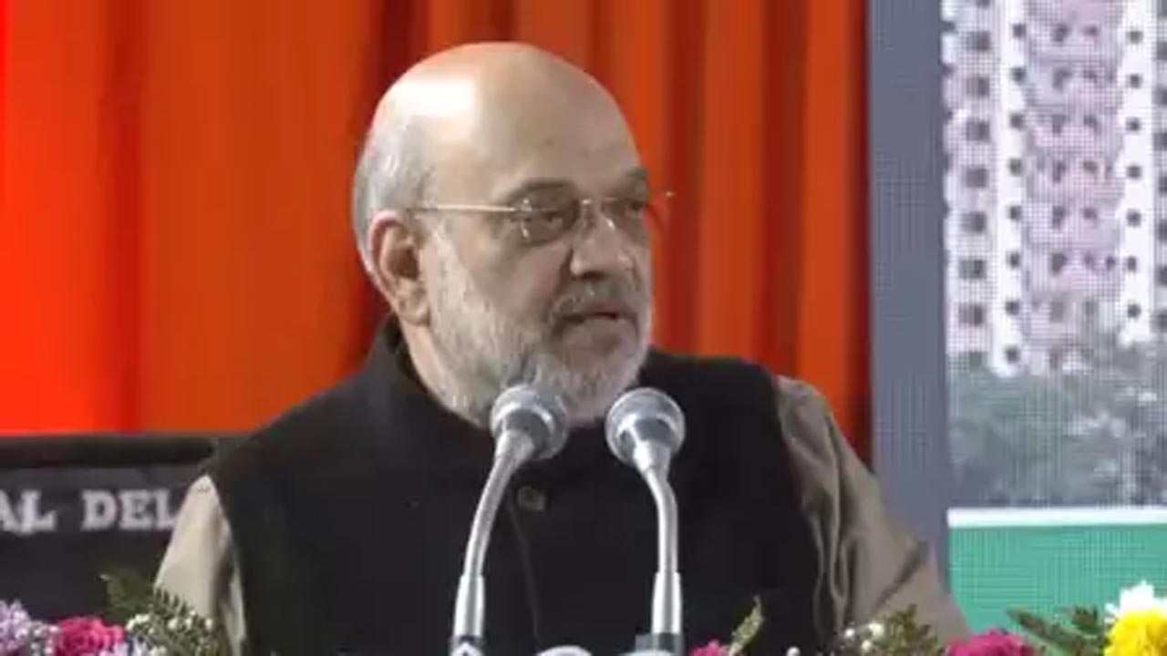 Mahakumbh 2025 : నేడు మహా కుంభమేళాలో అమిత్ షా పవిత్ర స్నానం.. నిన్ననే పాల్గొన్న అఖిలేష్