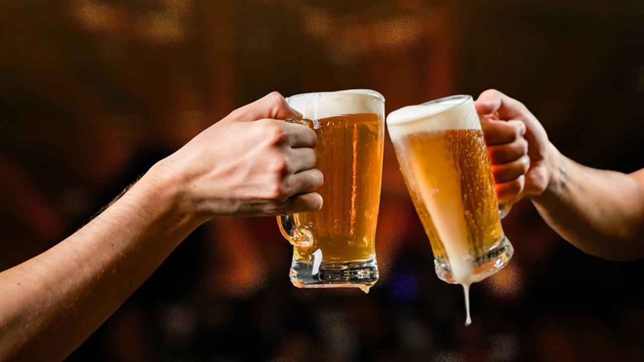 Telangana Beers: మందు బాబులకు బీర్ల సంస్థ శుభవార్త.. వెనక్కి తగ్గిన యూబీ సంస్థ