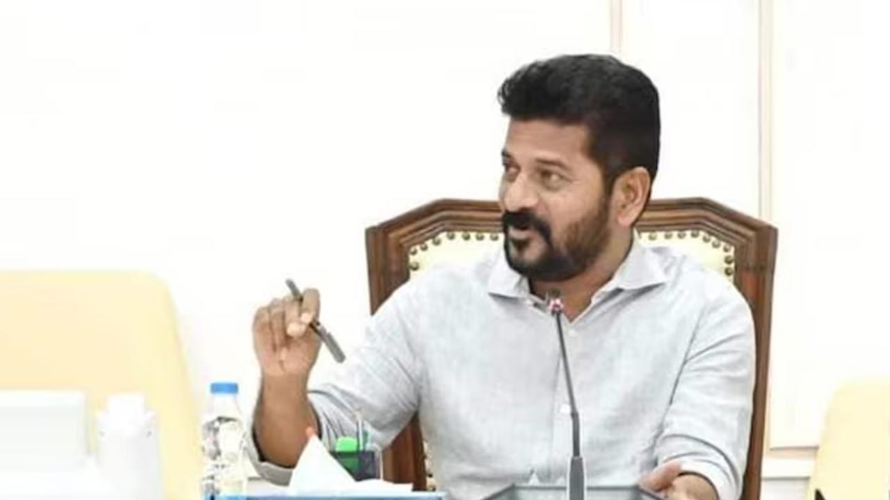 CM Revanth Reddy: కుల గణన సర్వేపై సీఎం రేవంత్ సమీక్ష.. త్వరలోనే కేబినెట్ సబ్ కమిటీకి నివేదిక!