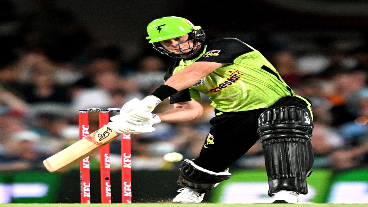 Dan Christian: అరుదైన ఘటన.. క్రికెటర్లకు గాయం కావడంతో రంగంలోకి కోచ్