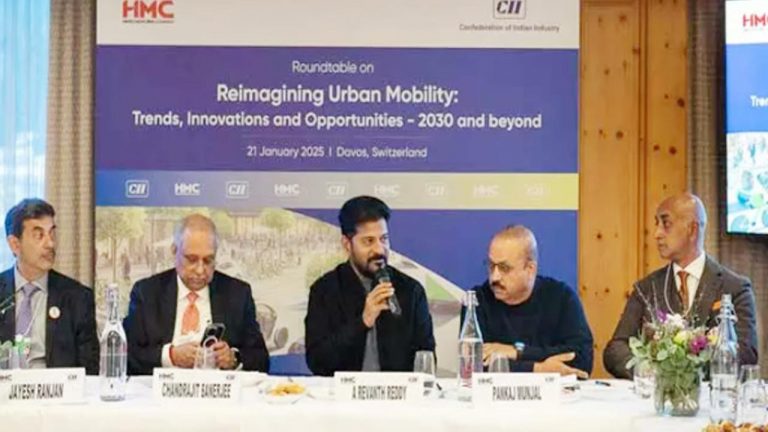 CM Revanth Reddy: హైదరాబాద్‌ అభివృద్ధికి ప్రతి ఒక్కరూ సహకరించాలి..