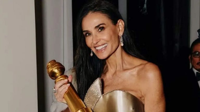 Demi Moore: మొట్టమొదటి గోల్డెన్ గ్లోబ్‌ను అందుకున్న 62 ఏళ్ల నటి
