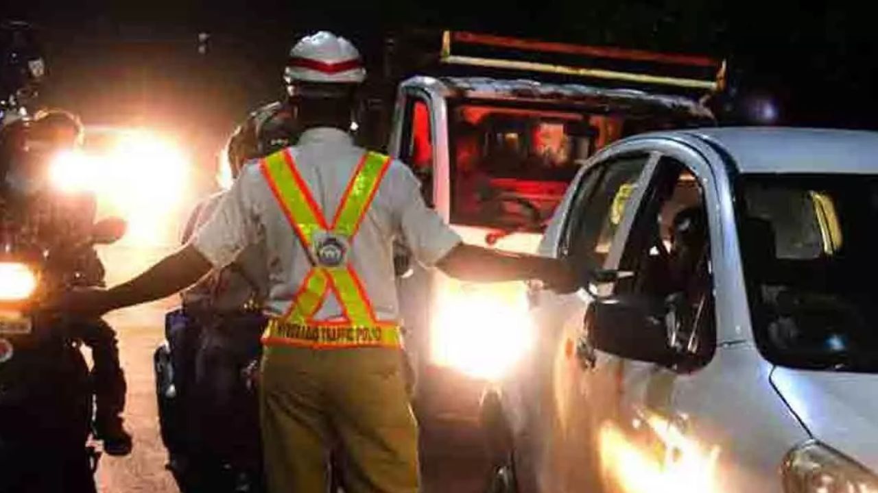 Punishment For Drunk And Drive: మద్యం మత్తులో వీరంగం సృష్టించిన యువజంటకు వింత పనిష్మెంట్