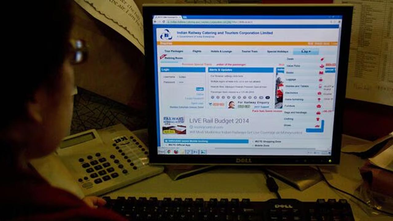 IRCTC: పండగ సీజన్‌లో రైల్వే వైబ్‌సైట్‌లో తీవ్ర అంతరాయం.. ప్రయాణికులకు ఇక్కట్లు