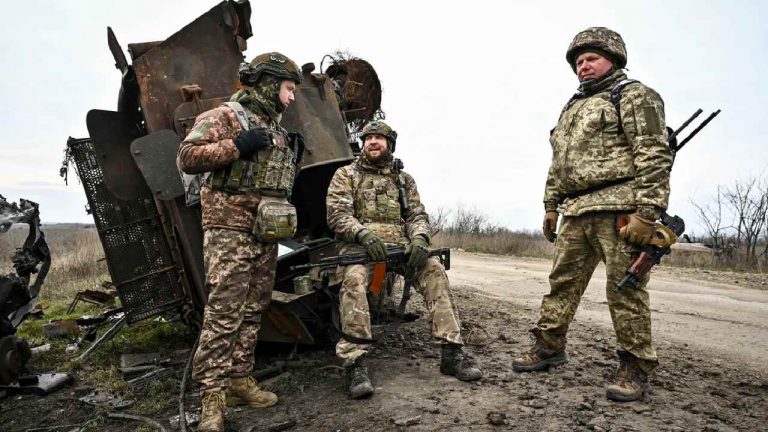 Indians In Ukraine War: రష్యా తరుపున యుద్ధం చేసి 12 మంది భారతీయులు మృతి..