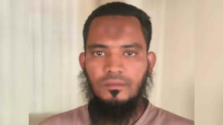 Karnataka: పెళ్లికి నిరాకరించిందని విద్యార్థిని గొంతు కోసి చంపిన ప్రేమోన్మాది..