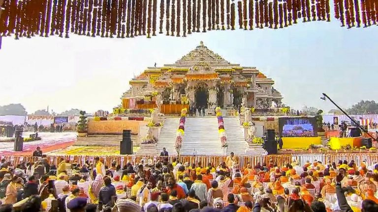 Ram Mandir : అయోధ్య రామాలయంలో వీఐపీ, వీవీఐపీ దర్శనాలకు బ్రేక్.. కారణం ఇదే