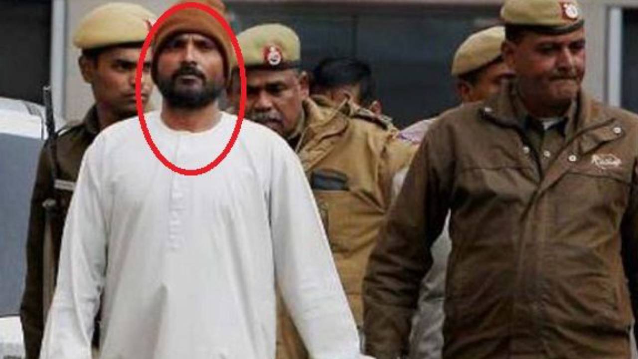 Delhi : ఢిల్లీలో సీరియల్ కిల్లర్ అరెస్ట్.. హత్య చేసి తీహార్ జైలు ముందు తలలు పెట్టడం వీడి నైజం