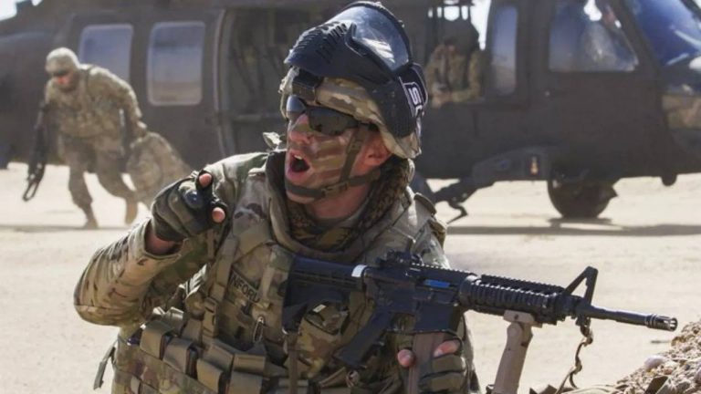 America : దూకుడు చూపిస్తున్న ట్రంప్.. అప్పుడే మెక్సికో సరిహద్దుకు 1500 మంది సైనికులు