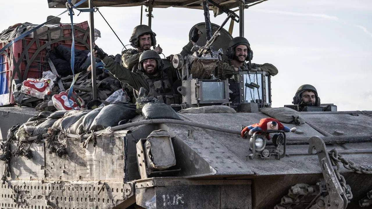 Israel  : పదేళ్ల తర్వాత తన సైనికుడి డెడ్ బాడీ కనుగొన్న ఇజ్రాయెల్