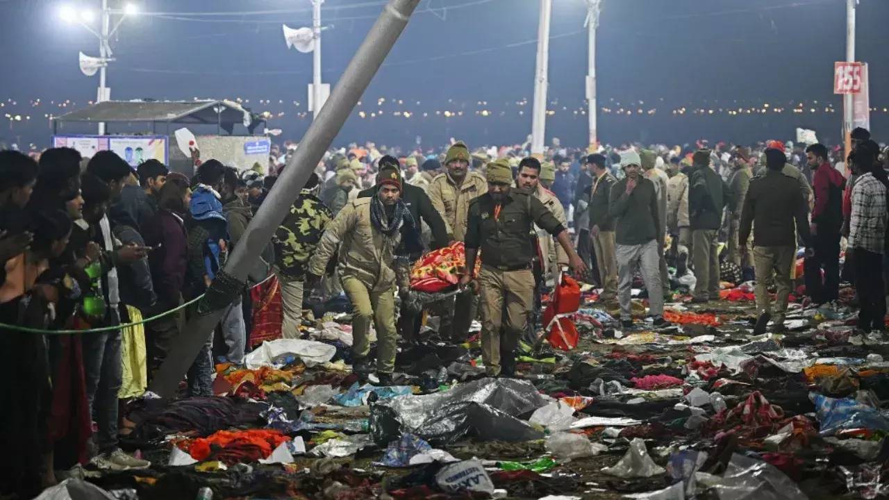 Stampede in Mahakumbh : మహా కుంభమేళా తొక్కిసలాటపై సీఎం యోగితో మాట్లాడిన ప్రధాని మోదీ