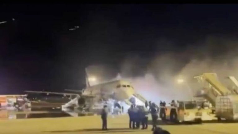 South Korea : దక్షిణ కొరియాలో మంటల్లో చిక్కుకున్న విమానం.. 176మంది ప్రయాణికుల పరిస్థితి ఎలా ఉందంటే ?