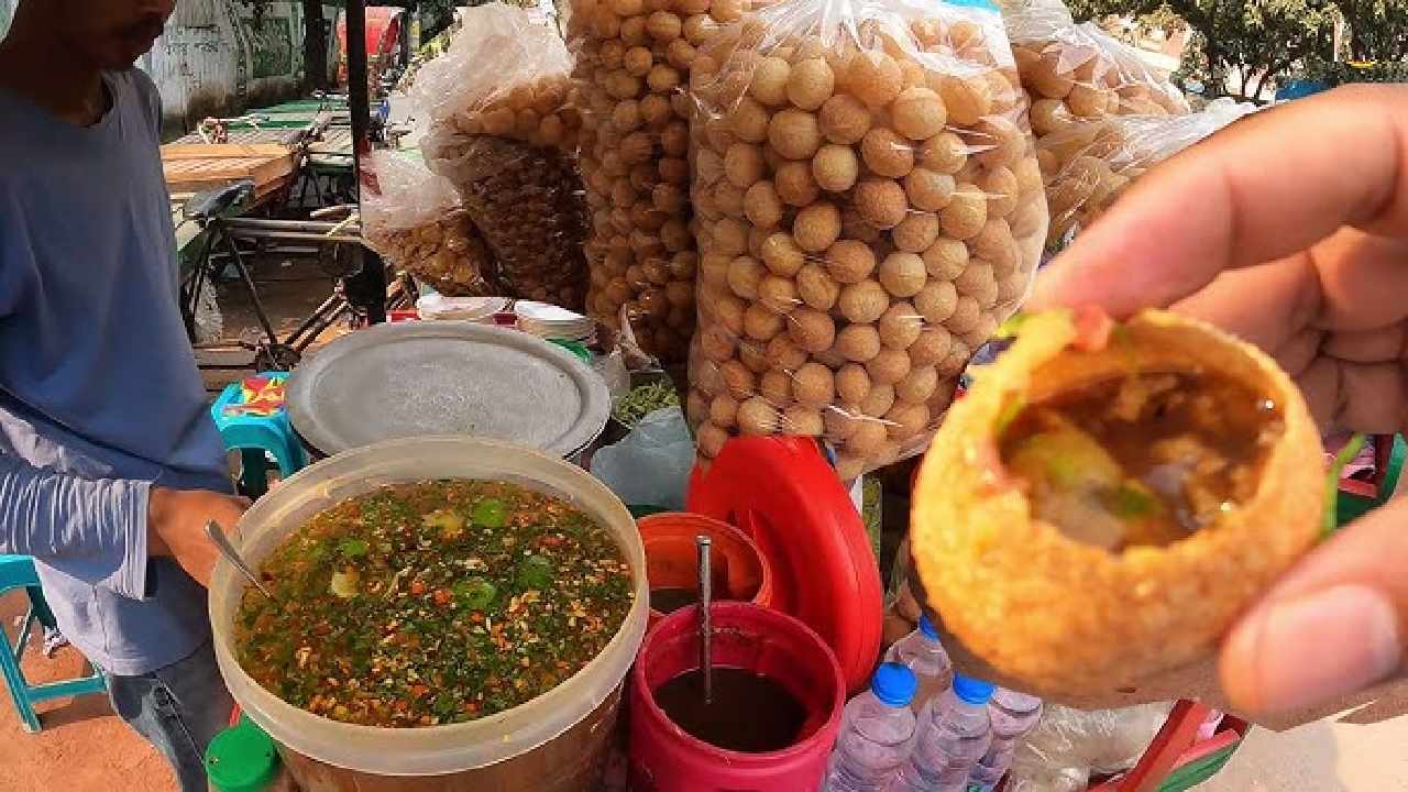 Pani Puri: “పవర్ ఆఫ్ పానీపూరీ”.. ఏడాదిలో రూ. 40 లక్షల చెల్లింపులు.. జీఎస్టీ నోటీసులు..