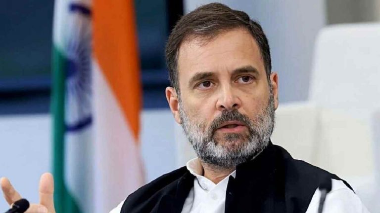 Rahul Gandhi : పరువు నష్టం కేసులో రాహుల్ పై  విచారణను నిలిపేసిన కర్ణాటక హైకోర్టు