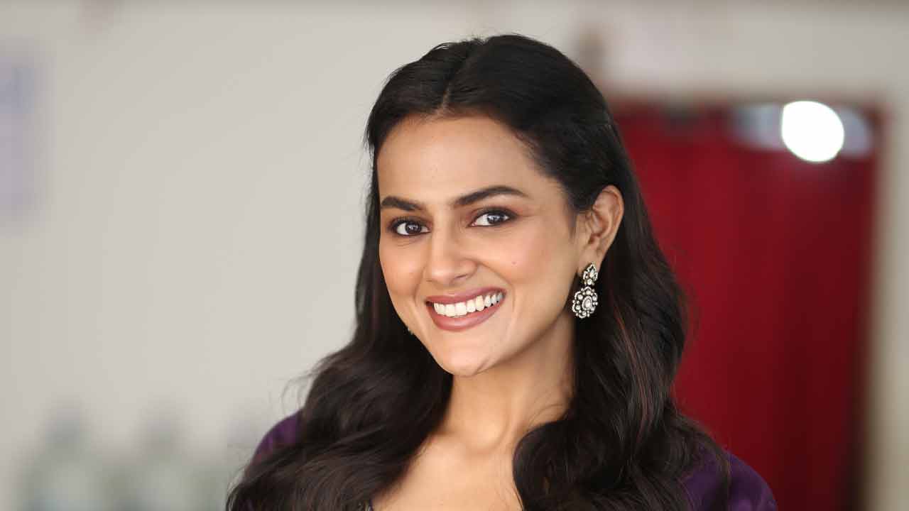Shraddha Srinath: ‘డాకు మహారాజ్’ దర్శకుడు ఏం చెప్తే అది చేయడానికి ఎప్పుడూ సిద్ధంగా ఉంటారు