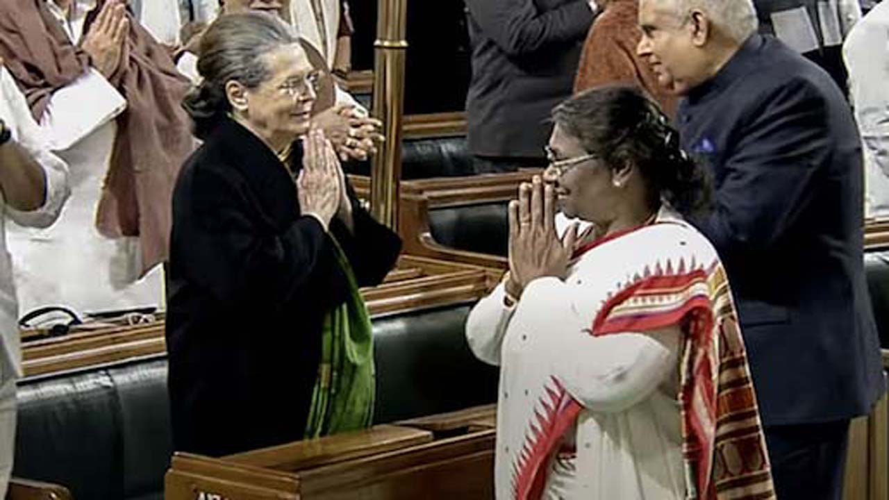 Rashtrapati Bhavan: సోనియాగాంధీ వ్యాఖ్యలను ఖండించిన రాష్ట్రపతి భవన్