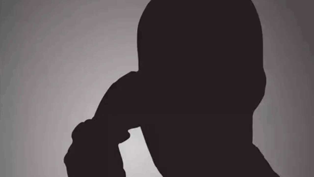 Threatening calls: మహిళా తహసీల్దార్‌కు బెదిరింపు కాల్స్‌.. మేం వస్తున్నాం.. బయటకు రండి..!