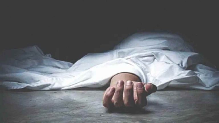 Crime: గర్ల్‌ఫ్రెండ్‌తో హోటల్‌కి వెళ్లిన బిజినెస్‌మ్యాన్.. 2 రోజుల తర్వాత గదిలో శవం..