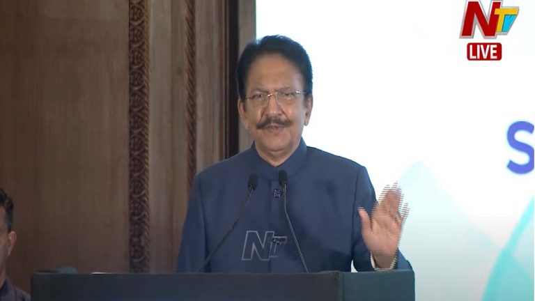 Vidyasagar Rao: అప్పుడు నాకోసం 5 గురు సీఎంలు  వేయిట్ చేశారు.. ఇప్పుడు రేవంత్‌ను రిసీవ్ చేసుకున్నా..