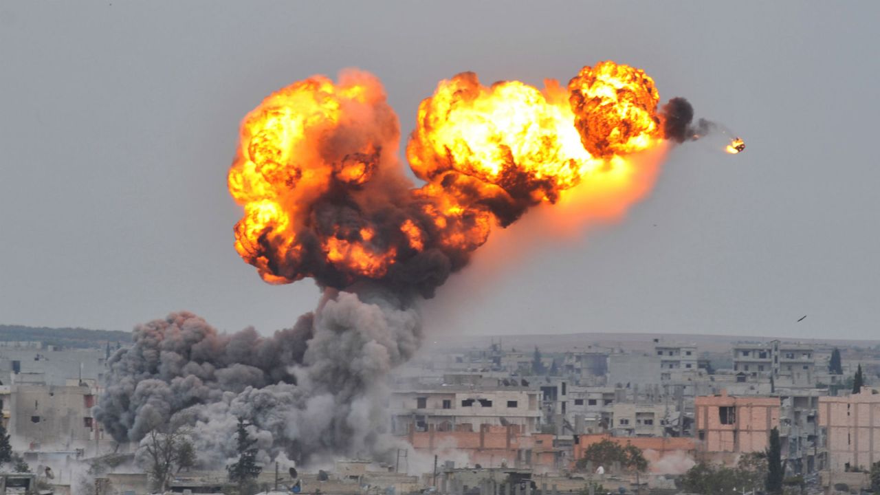 US Airstrike On Syria: సిరియాపై అమెరికా వైమానిక దాడి.. సీనియర్ ఉగ్రవాది హతం