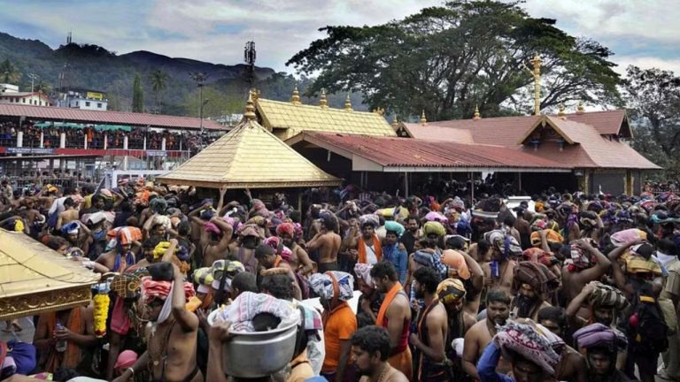Sabarimala Darshan: శబరిమలకు పోటెత్తిన భక్తులు.. పంబ వరకు క్యూ లైన్లు
