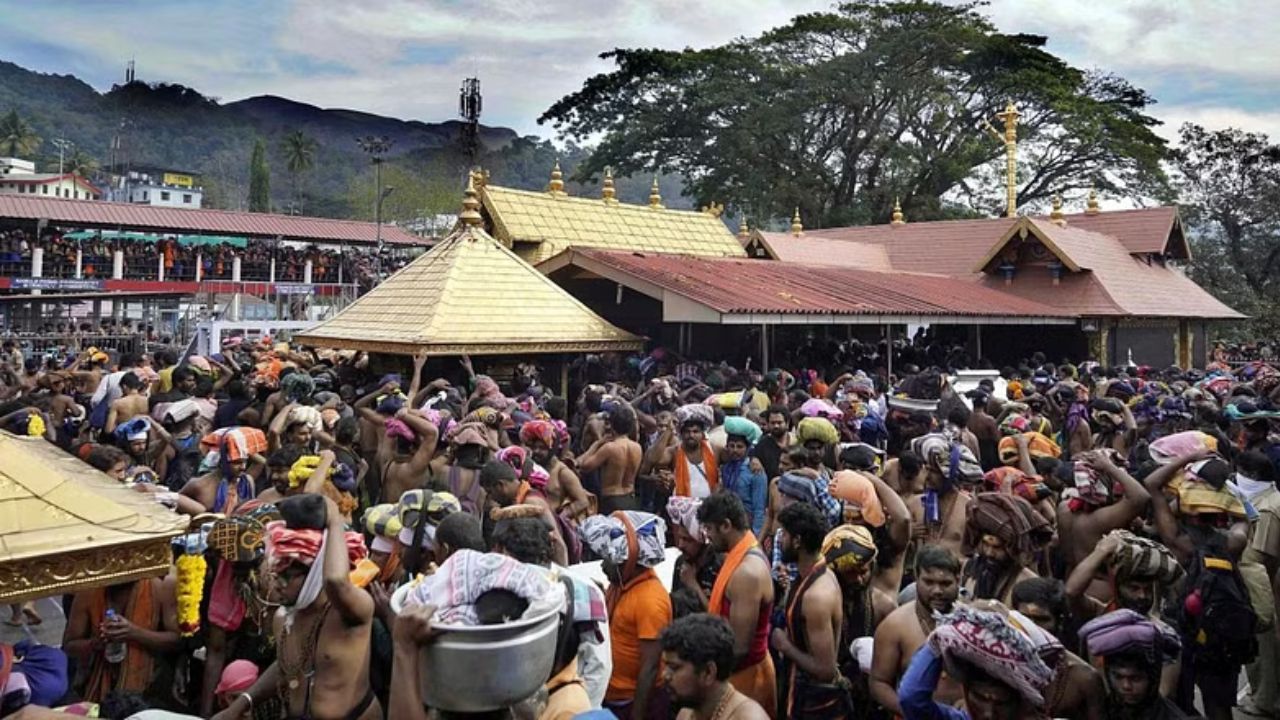 Sabarimala Darshan: శబరిమలకు పోటెత్తిన భక్తులు.. పంబ వరకు క్యూ లైన్లు